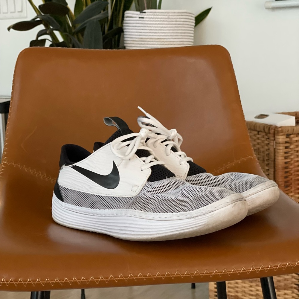 Nike Solarsoft Moccasins, Men’s size 10